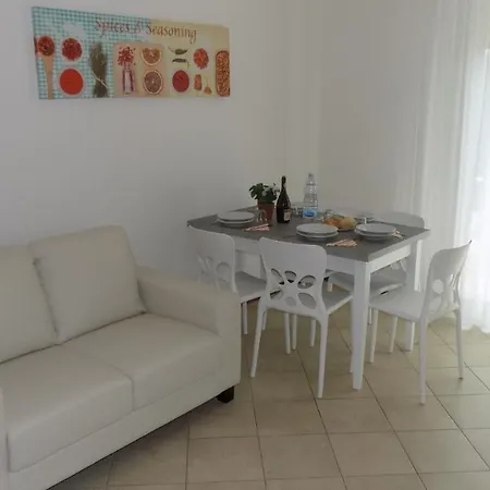 Apartament In Center Zone * Eraclea Mare